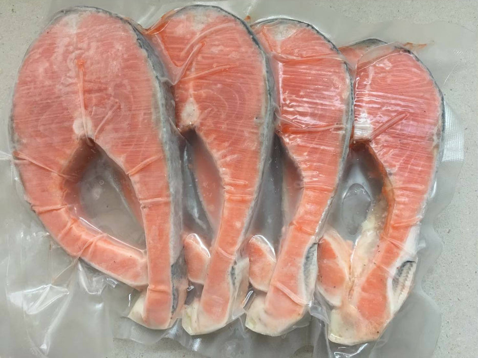 ปลาแซลมอนเสต็ก